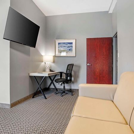 Best Western Plus Two Rivers Hotel & Suites Demopolis Екстериор снимка