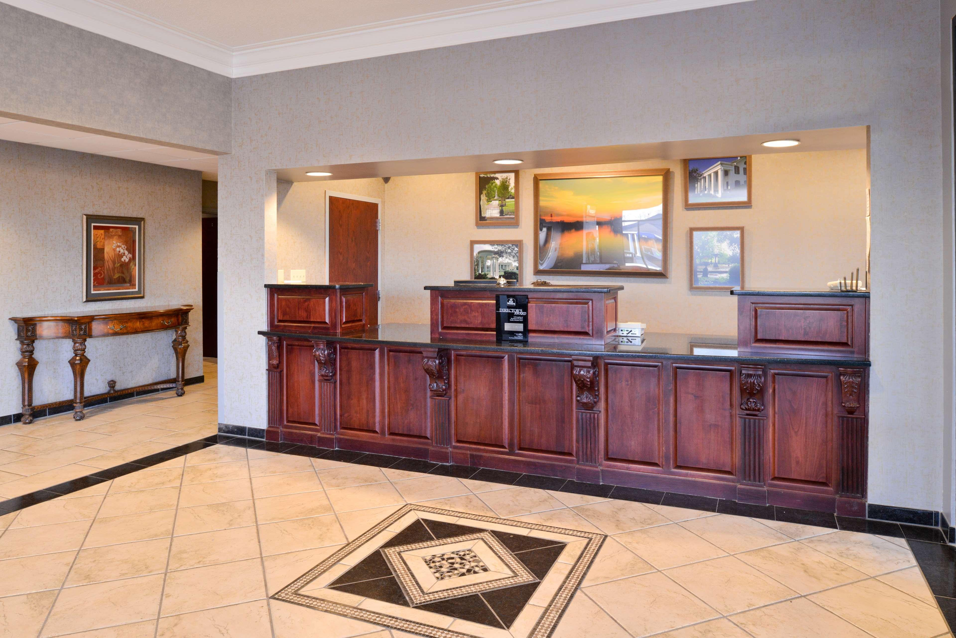 Best Western Plus Two Rivers Hotel & Suites Demopolis Екстериор снимка