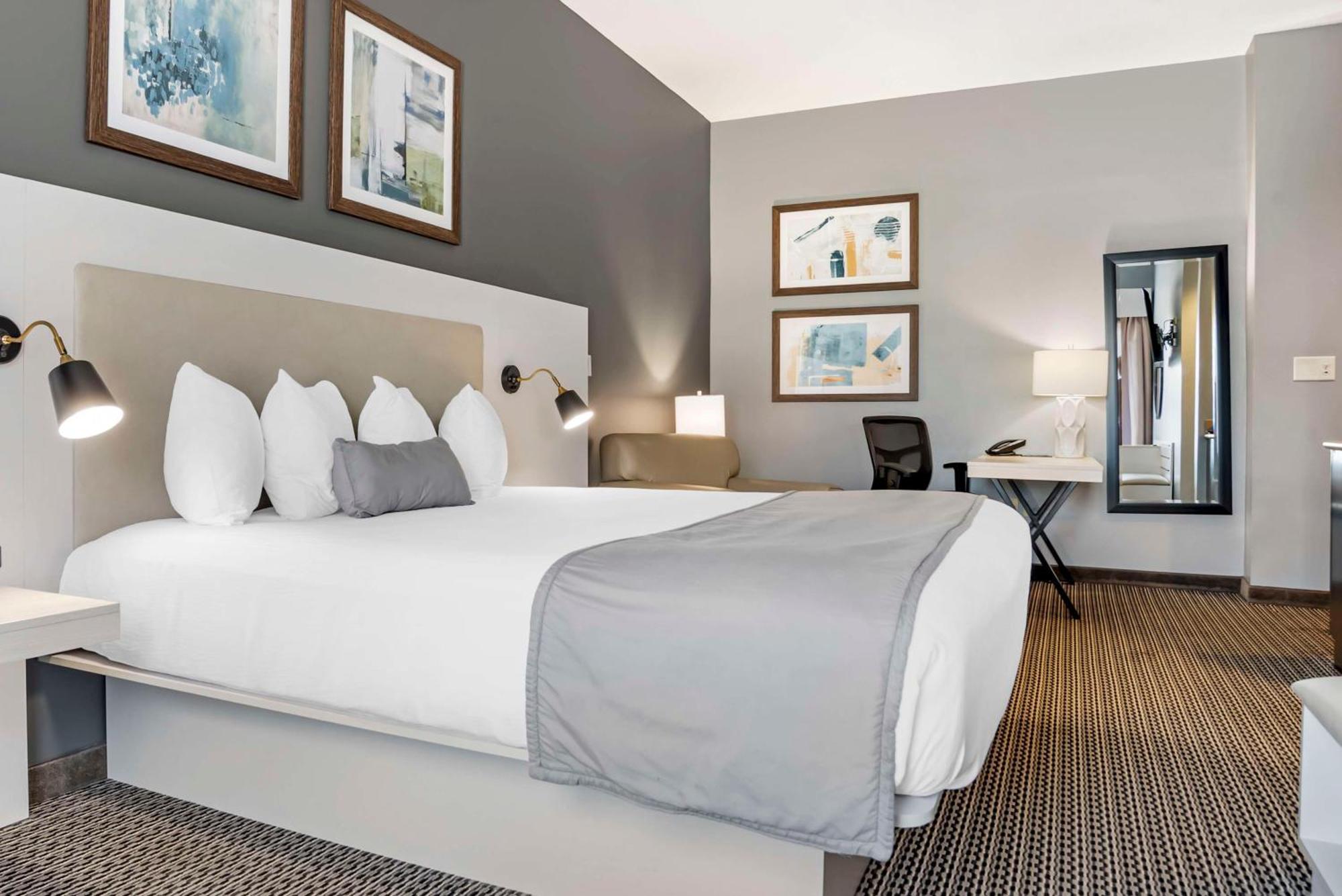 Best Western Plus Two Rivers Hotel & Suites Demopolis Екстериор снимка