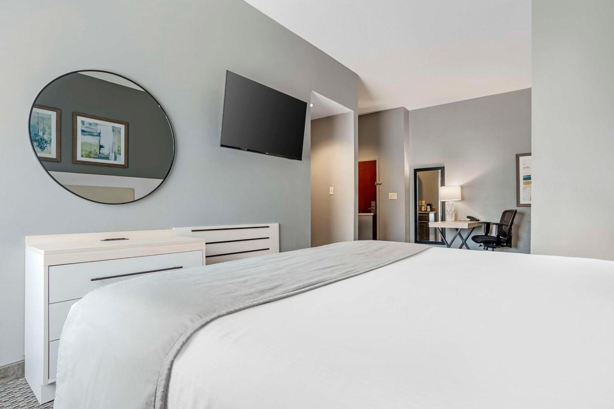 Best Western Plus Two Rivers Hotel & Suites Demopolis Екстериор снимка