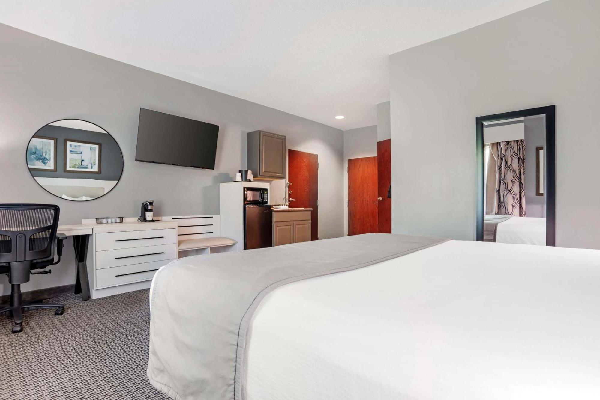 Best Western Plus Two Rivers Hotel & Suites Demopolis Екстериор снимка
